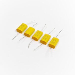 Capacitores de Poliéster Modelo : E3.3